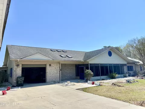3559 Kings Crossroads Rd, Greenville, NC 27834
