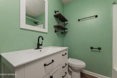 125 Elizabeth Dr E, Hubert, NC 28539 photo 38