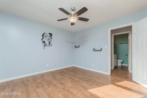 125 Elizabeth Dr E, Hubert, NC 28539 photo 26