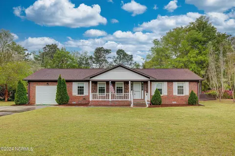 334 Donald E Gore Dr, Wilmington, NC 28412