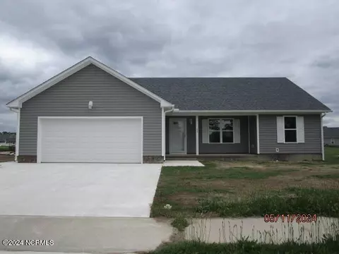 212 Compass Dr, Elizabeth City, NC 27909