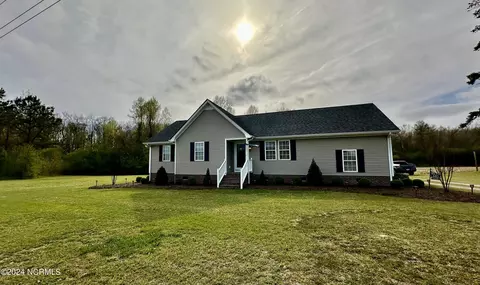 107 Nixon Rd, Edenton, NC 27932