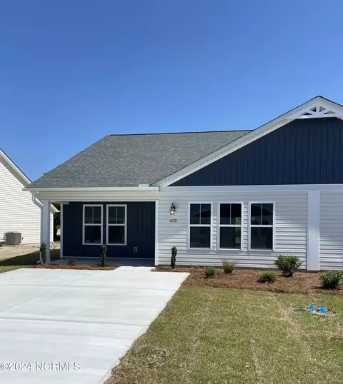 605 Villa Cv, Newport, NC 28570