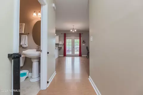 Entry Way - 210 Rudolph Ln, Hubert, NC 28539 photo 1 of 3