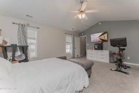 Bedroom - 210 Rudolph Ln, Hubert, NC 28539 photo 3 of 10