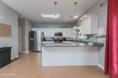 Kitchen - 210 Rudolph Ln, Hubert, NC 28539 photo 1 of 9