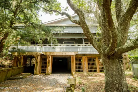 3 Old Baldy Ct, Bald Head Island, NC 28461
