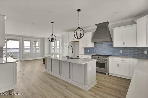 Kitchen - 110 Key Largo Dr, Hampstead, NC 28443 photo 4 of 4