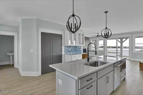 Kitchen - 110 Key Largo Dr, Hampstead, NC 28443 photo 3 of 4