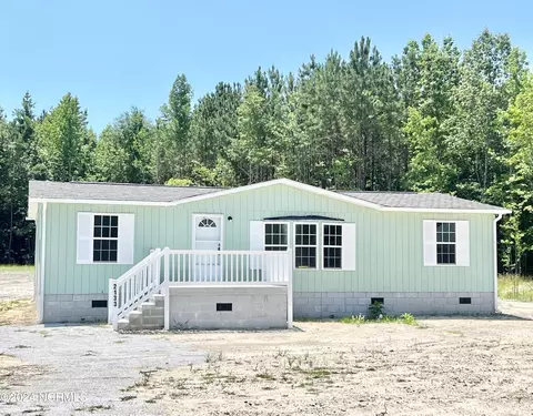 2133 Coral Dr, Rocky Mount, NC 27801