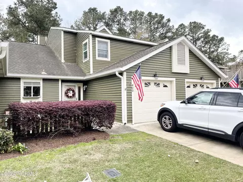 403 Cedarwood Vlg, Morehead City, NC 28557