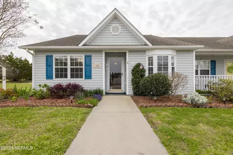 1304 Courtyard E, Beaufort, NC 28516