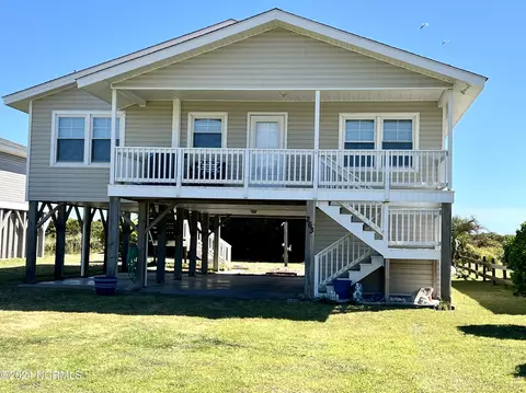 263 Ocean Blvd W, Holden Beach, NC 28462