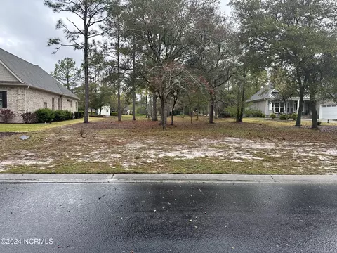 1812 Smoketree Ct SE, Bolivia, NC 28422