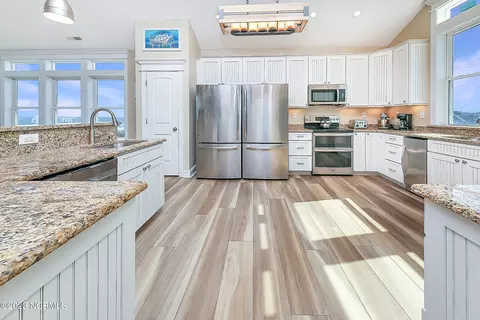 1001 Lighthouse Dr, Corolla, NC 27927 photo 18