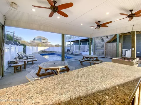 1001 Lighthouse Dr, Corolla, NC 27927 photo 7