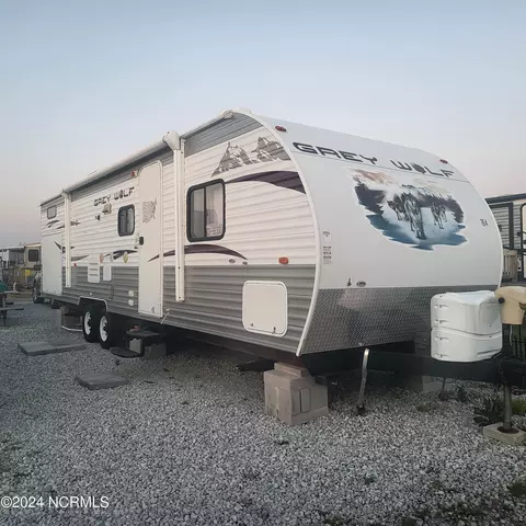 164 Herring St # -O, North Topsail Beach, NC 28460