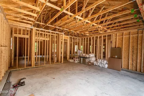 Entry Way - 189 Cherry Laurel Dr, Wallace, NC 28466 photo 3 of 6