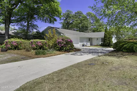 2013 Maccumber Ln, Wilmington, NC 28403