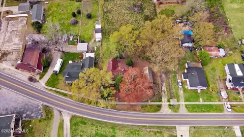 106 E Main St, Eureka, NC 27830