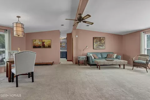 411 Quartermaster Ct, Hampstead, NC 28443 photo 6