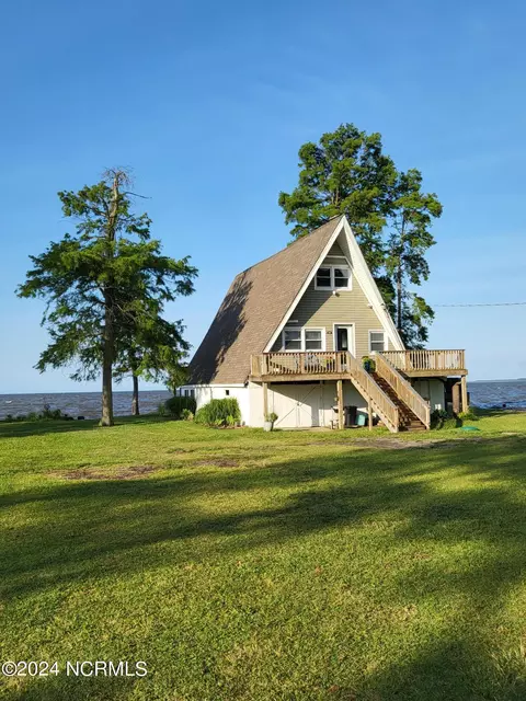 121 Sailboat Rd, Shiloh, NC 27974