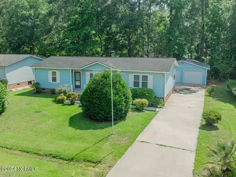 1012 Palmer Dr, Carolina Shores, NC 28467