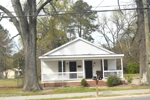 1018 Nashville Rd, Rocky Mount, NC 27804