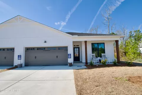 3315 Paragon Pt, Winnabow, NC 28479