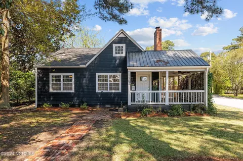 1502 Rhem Ave, New Bern, NC 28560