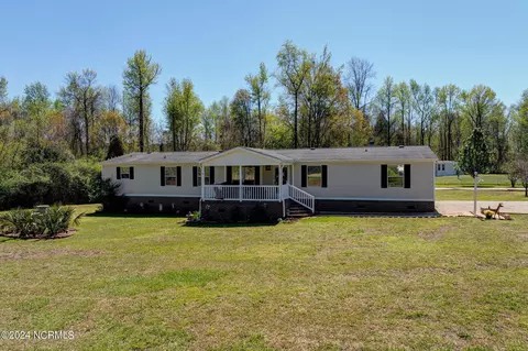 3409 Murray Town Rd, Burgaw, NC 28425