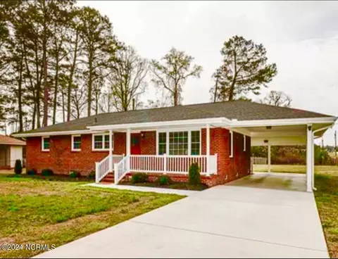 101 Falcon Rd, Rocky Mount, NC 27801