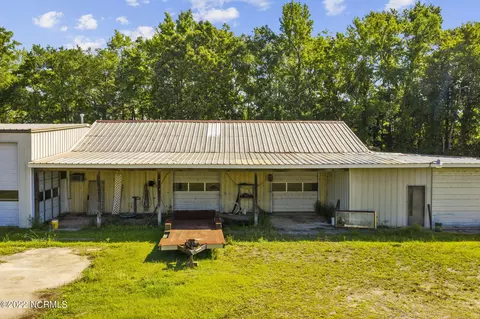 Exterior - 2447 Whichards Beach Rd, Chocowinity, NC 27817 photo 8 of 9