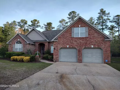 606 Viceroy Ct, Winnabow, NC 28479