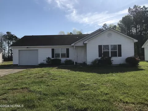 1008 Jessica St, Elizabeth City, NC 27909