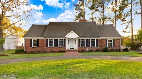 2403 Pineneedles Rd, Goldsboro, NC 27534
