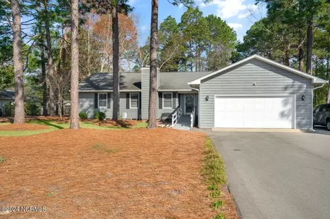 1472 Rays Bridge Rd, Carthage, NC 28327