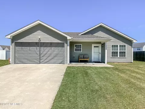 2120 Aydlett Dr, Elizabeth City, NC 27909