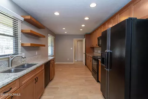 130 Lost Tree Rd, Pinehurst, NC 28374 photo 4