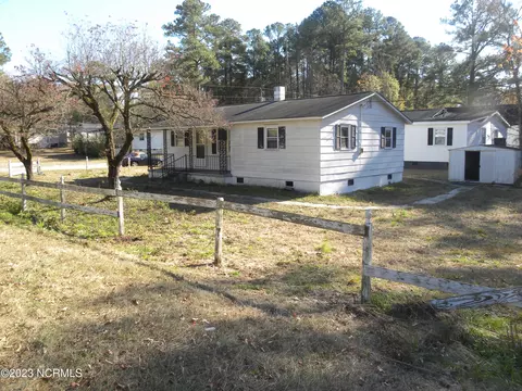 138 Greenwood Blvd, Princeville, NC 27886