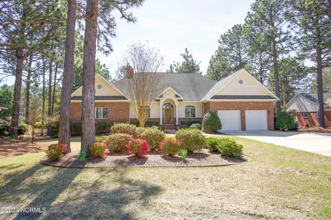 56 Pinebrook Dr, Pinehurst, NC 28374