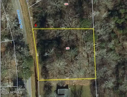208 Dances Bay Rd, Elizabeth City, NC 27909