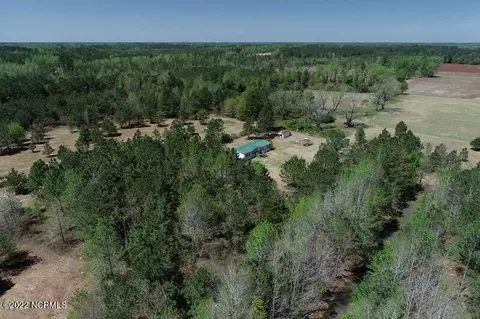 4312 Butler Rd, Fairmont, NC 28340