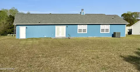 406 Sumrell Way, Hubert, NC 28539 photo 2