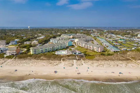 9201 Coast Guard Rd #B 105, Emerald Isle, NC 28594