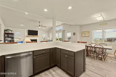 175 Ocean Blvd, Kitty Hawk, NC 27949 photo 8
