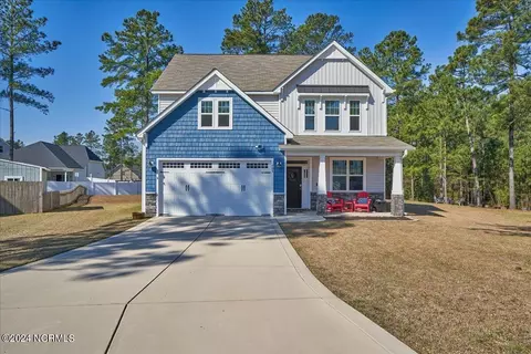 709 Foggy Crossing Ct, Aberdeen, NC 28315