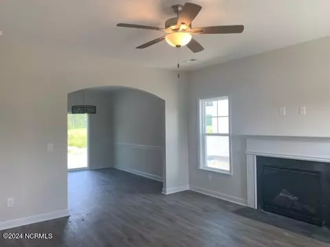 831 Cooke Dr, Hubert, NC 28539 photo 3