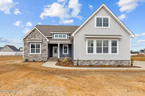 539 Workhorse Ln, Ayden, NC 28513