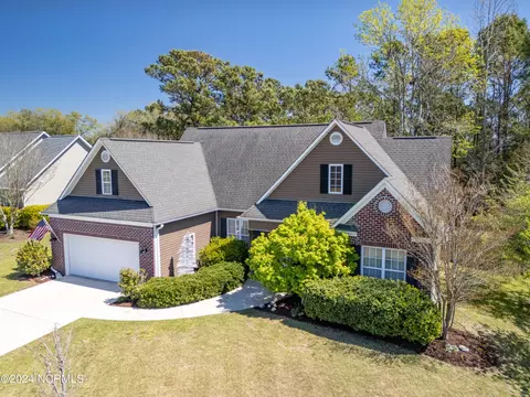 178 Emerald Ridge Dr, Hampstead, NC 28443